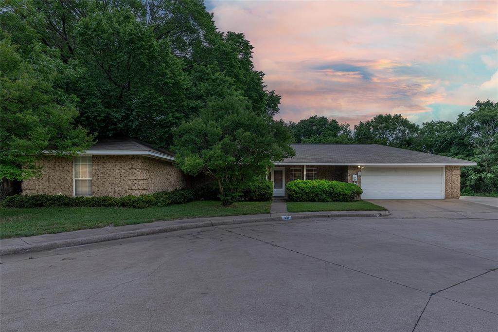401 Mara Lane - Photo 1
