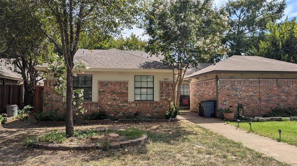 665 Stonehenge Drive - Photo 1