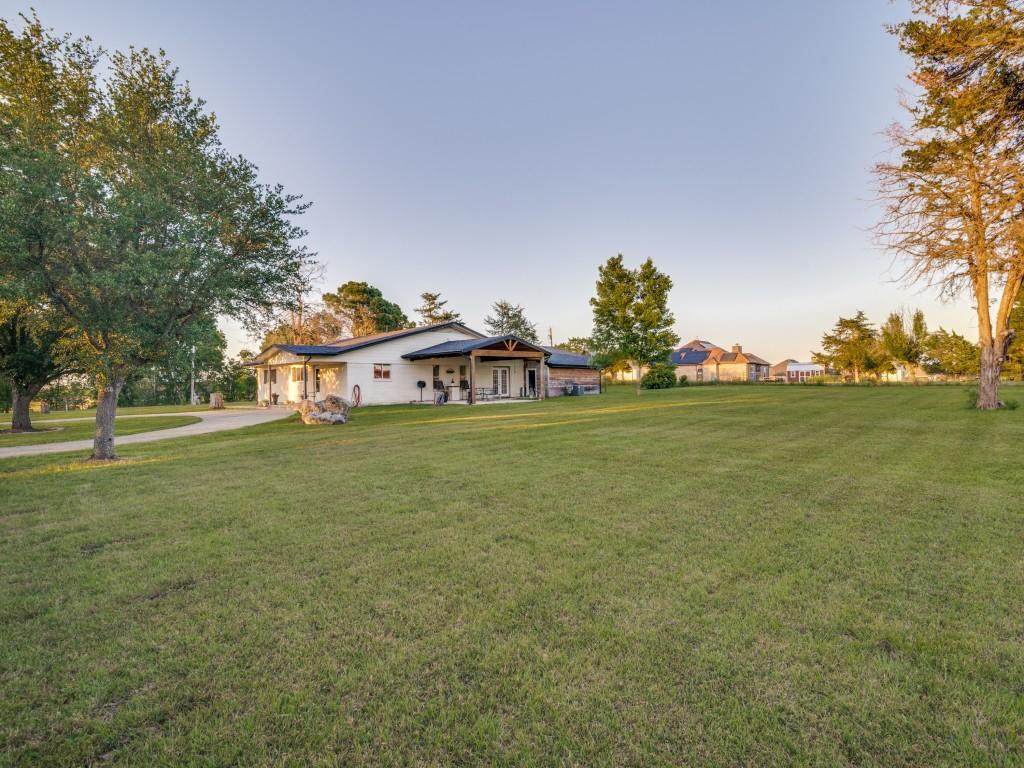 3447 County Rd 2182 - Photo 1