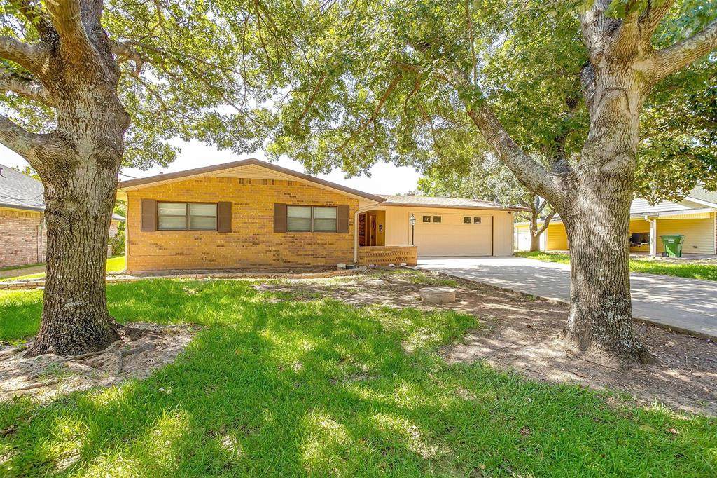4012 Sioux Court - Photo 1