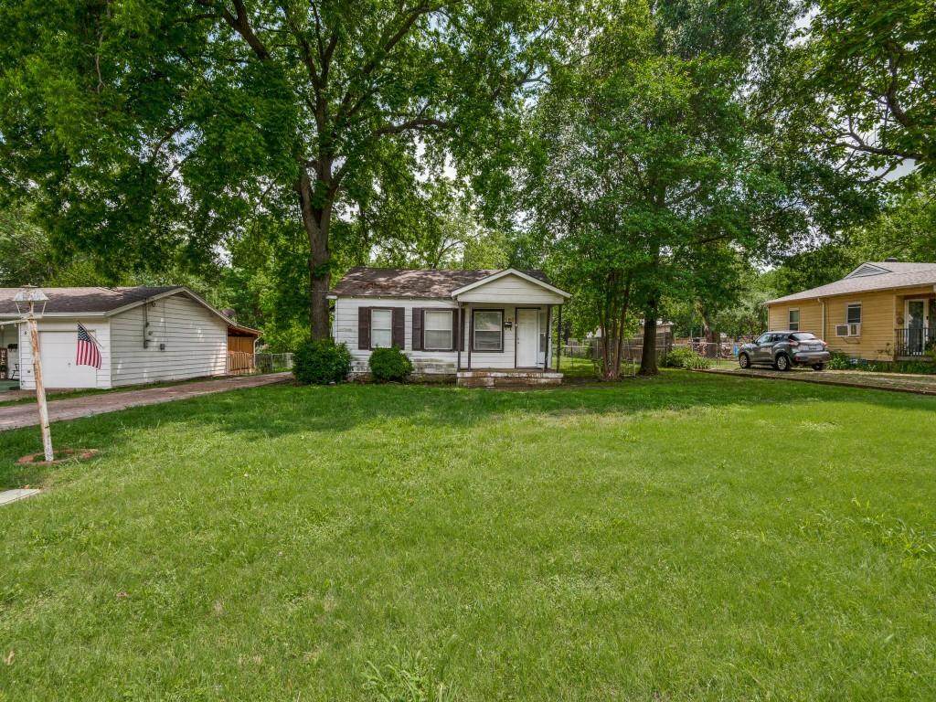580 6th Street - Photo 1