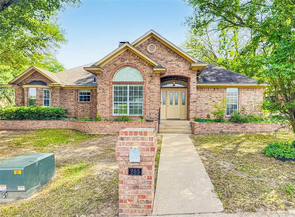 203 Landsdowne Terrace Lane - Photo 1