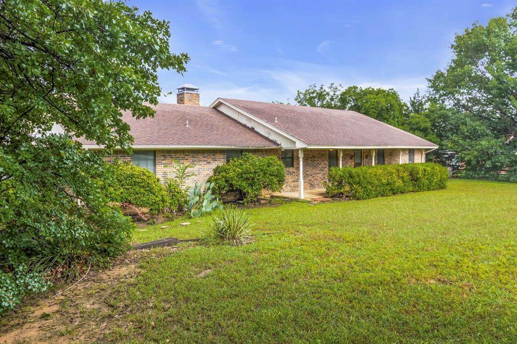 450- Briarwood Drive - Photo 1