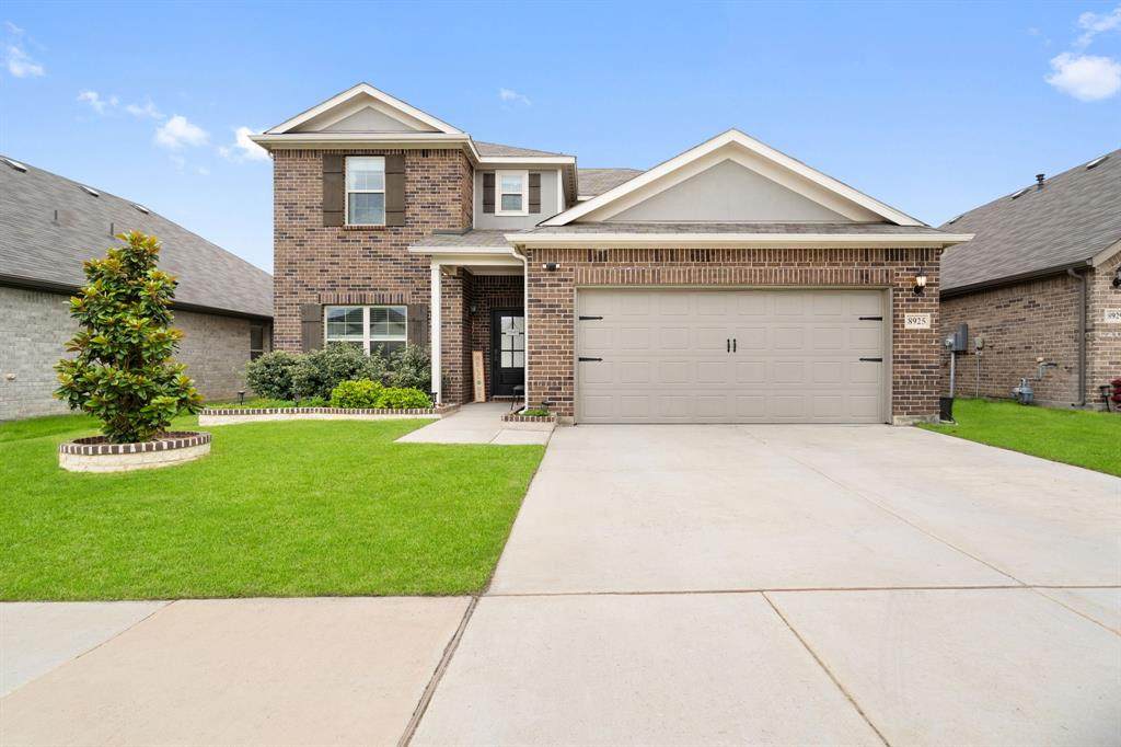 8925 Lantana Meadow Drive - Photo 1
