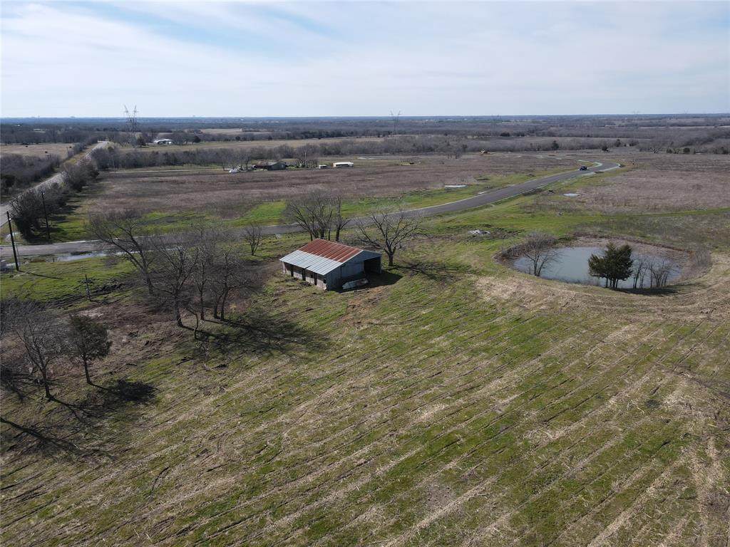 4002 Rolling Lane - Photo 1