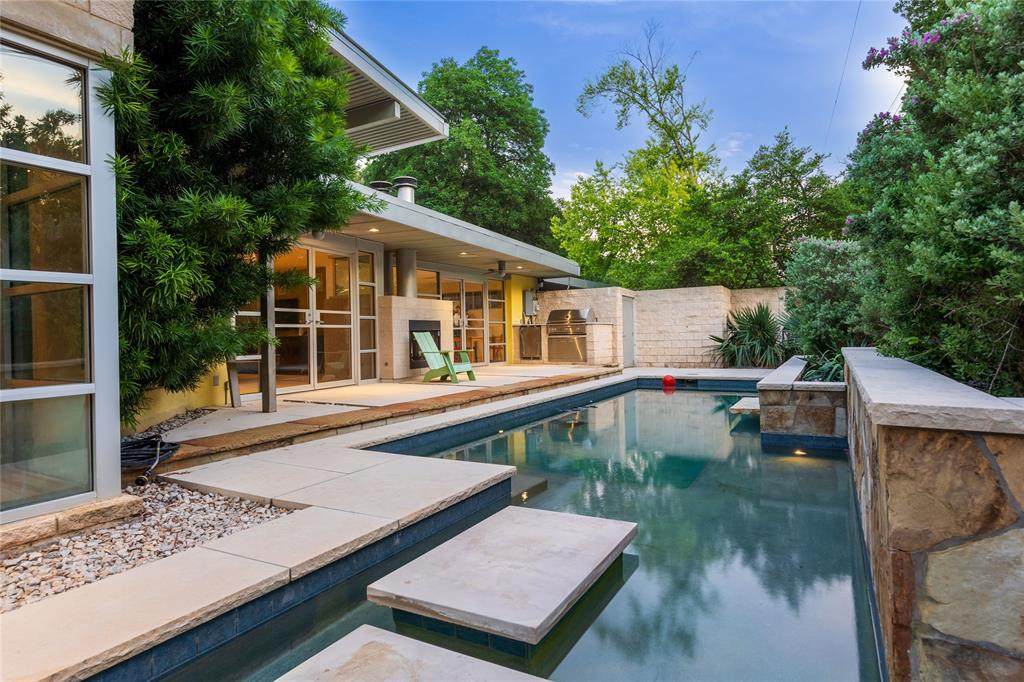 10611 Royal Springs Drive - Photo 1