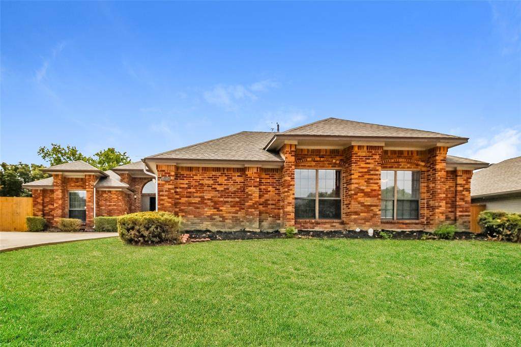 2102 Monterrey Place - Photo 1