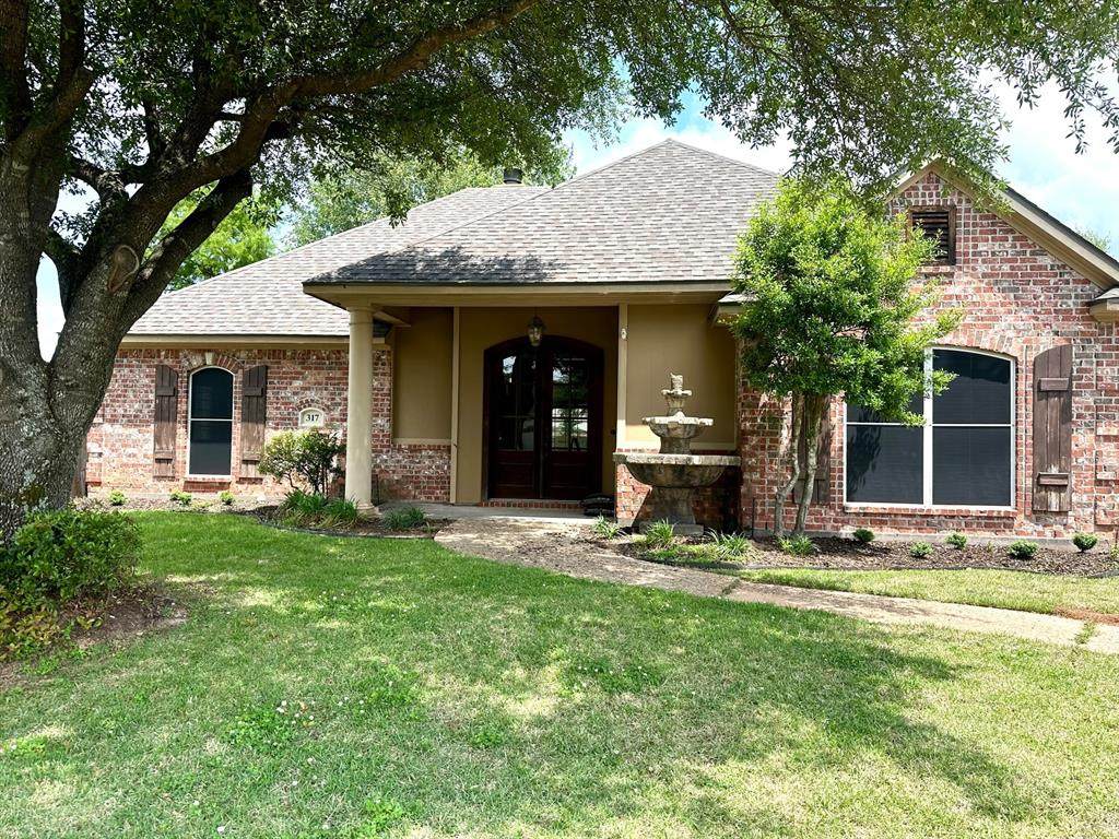 317 Montrose - Photo 1