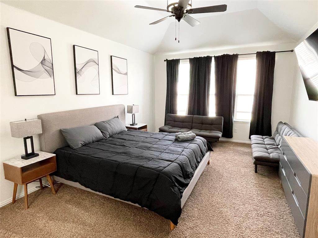 601 Hummingbird Drive - Photo 1