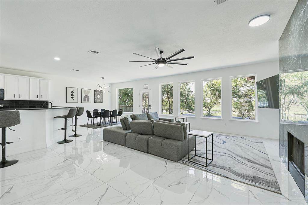 3805 Overlook Court - Photo 1