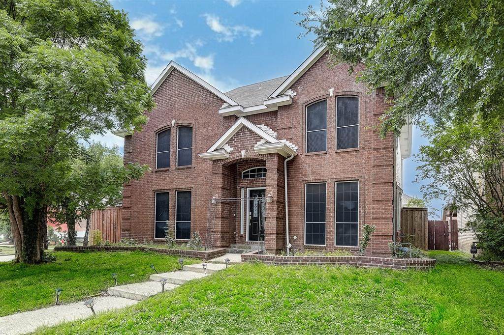 2301 Mapleleaf Lane - Photo 1