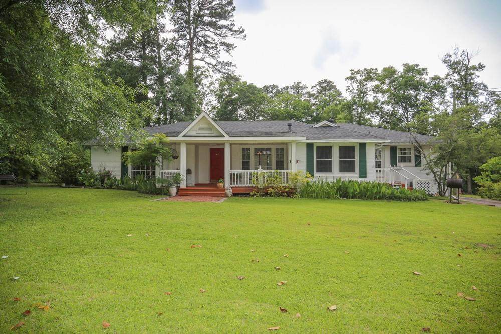 606 University Boulevard - Photo 1