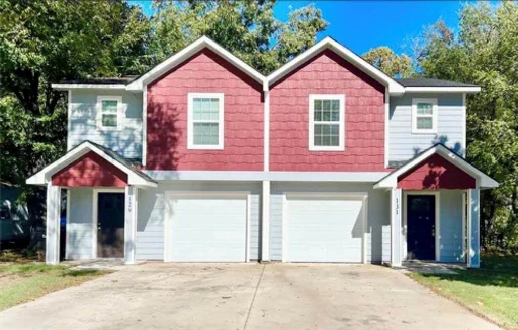 131 Bond Street - Photo 1