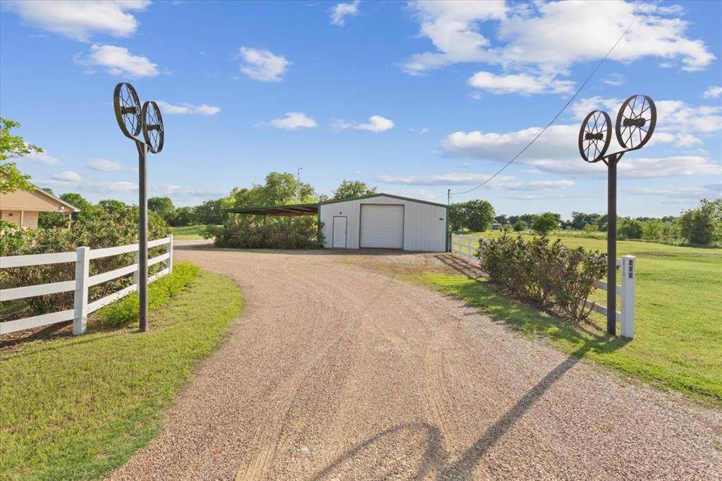 211 Partners Road - Photo 1