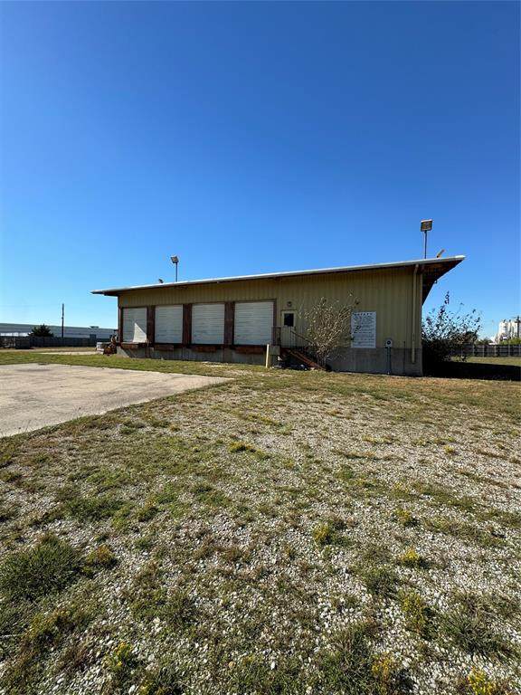 2929 Metro Street - Photo 1