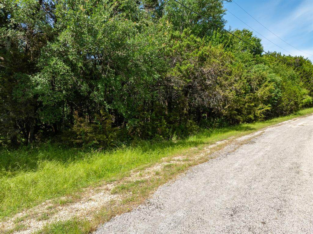 21070 Trailwood Drive - Photo 1