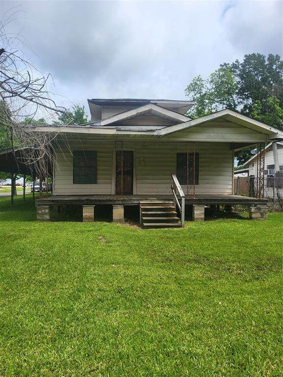 1724 Dickinson Street - Photo 1