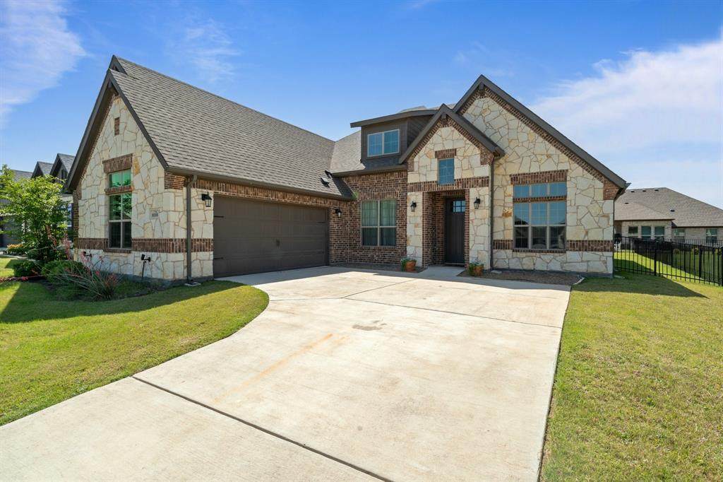 1038 Mickelson Drive - Photo 1