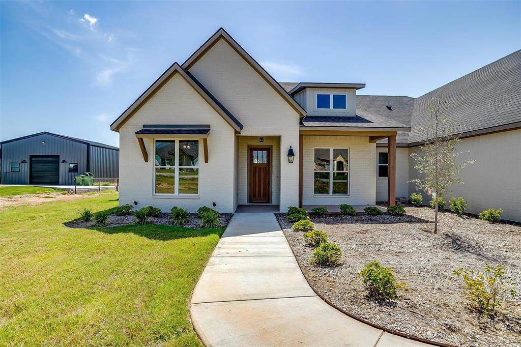 115 Esther Court - Photo 1