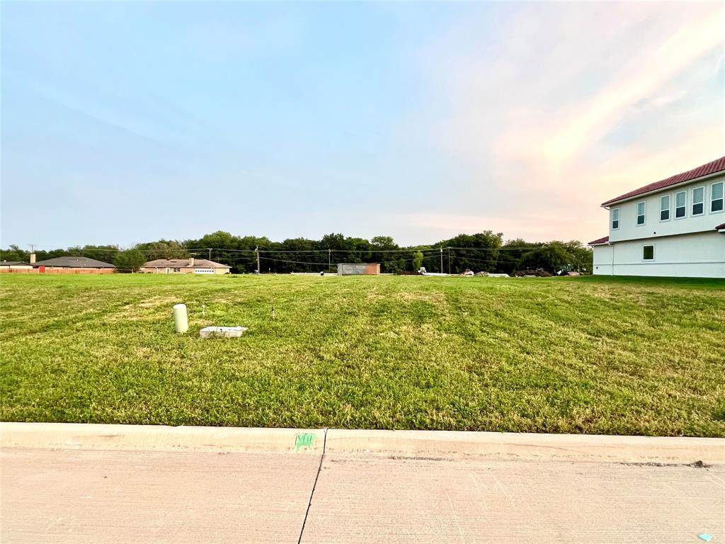 200 Osman Drive - Photo 1