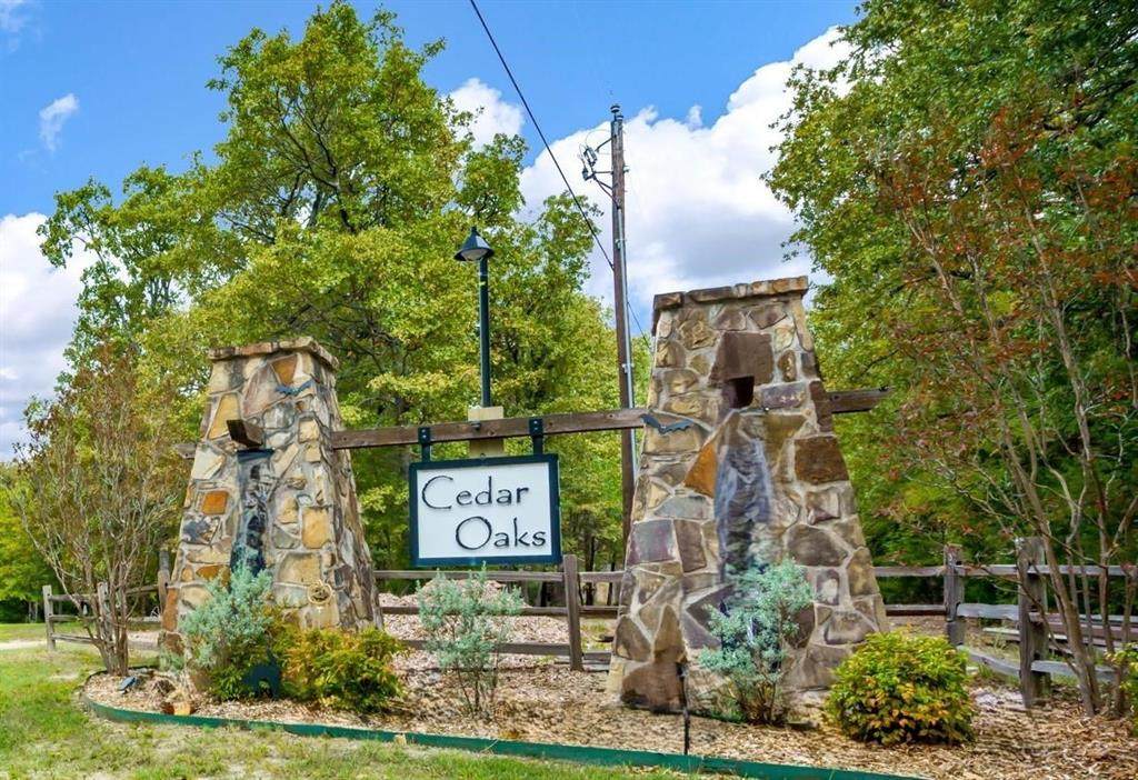 2112 Red Cedar Trail - Photo 1