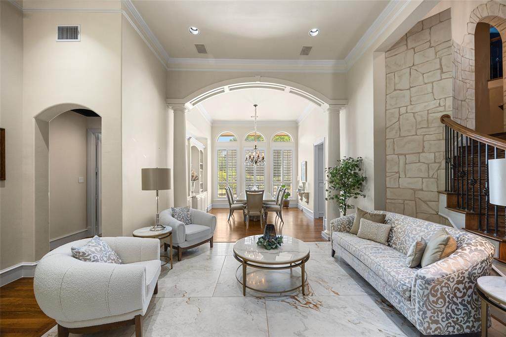 3109 Country Club Drive - Photo 1