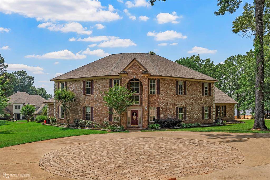 135 Oak Leaf Trail - Photo 1