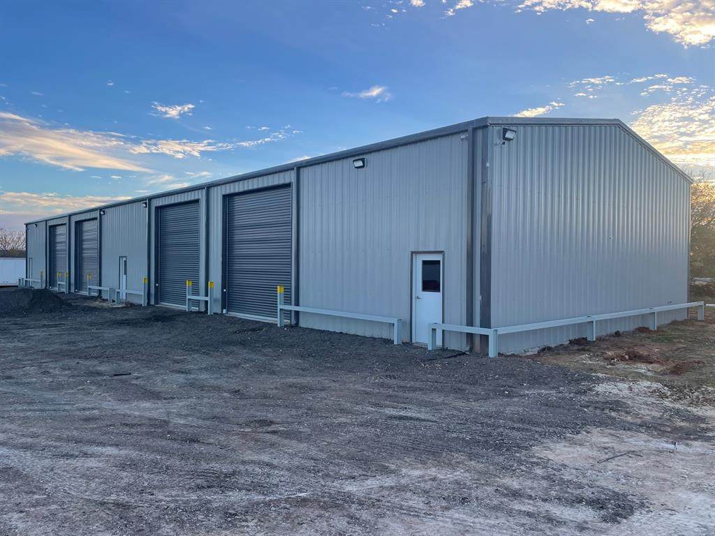 8224 I 35W Frontage Road - Photo 1