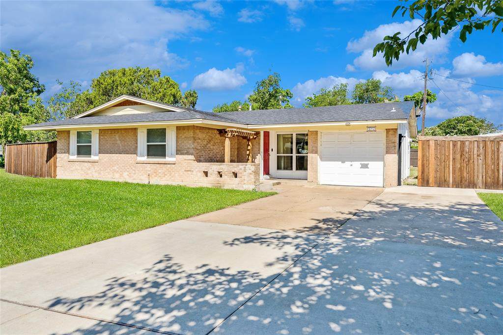 2425 Misty Lane - Photo 1