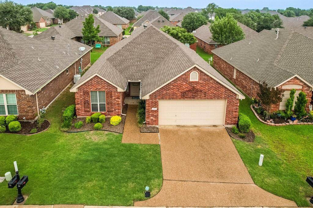 131 Crestridge Drive - Photo 1