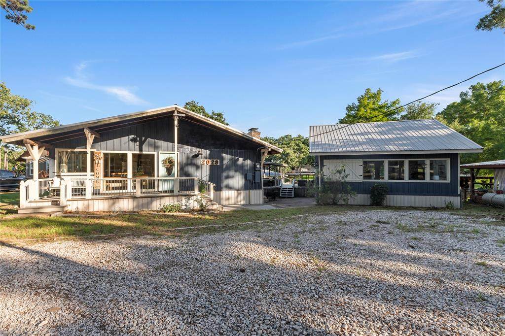 2029 Austin Aisle - Photo 1