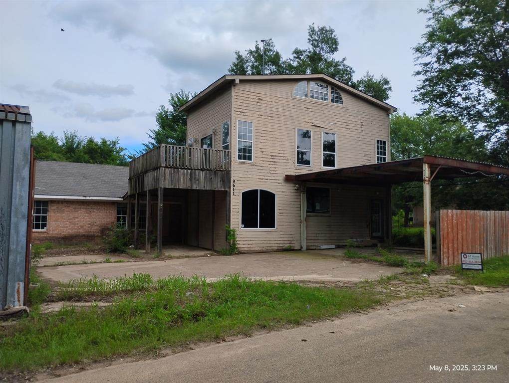 9611 Private Road 3826 - Photo 1