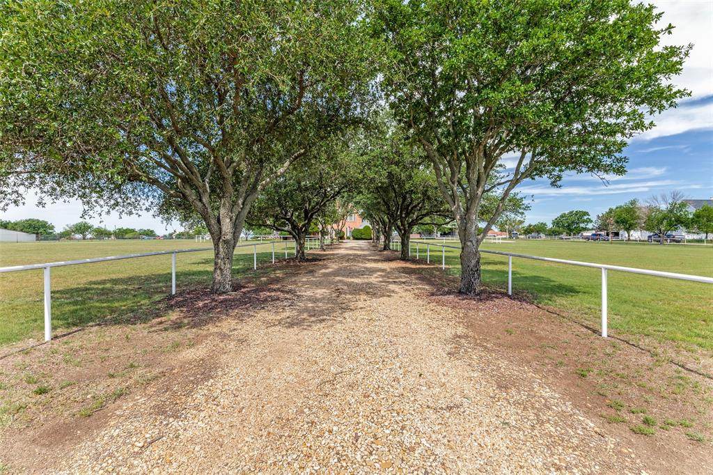 2206 Virginia Lane - Photo 1