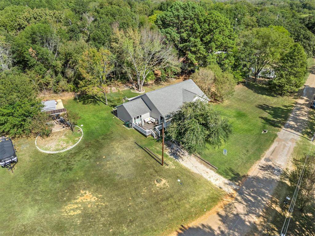 145 Vista Drive - Photo 1