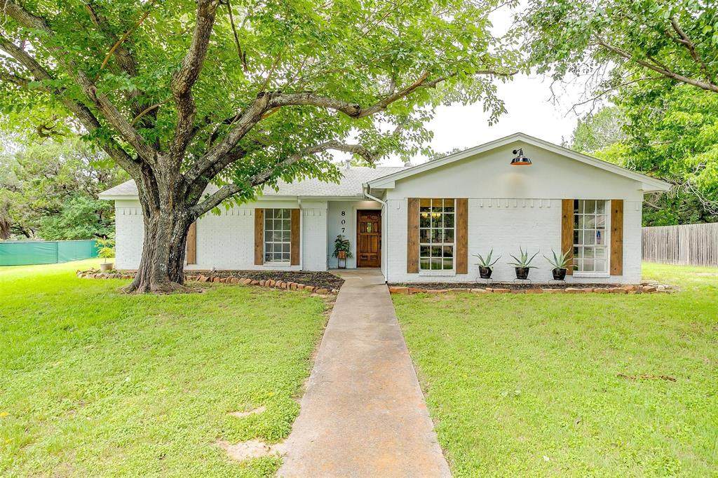 807 Spanish Trail Drive - Photo 1
