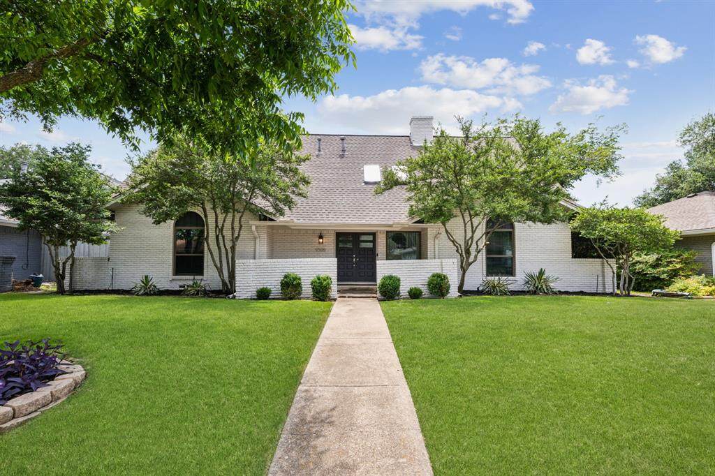 9505 Meadowknoll Drive - Photo 1