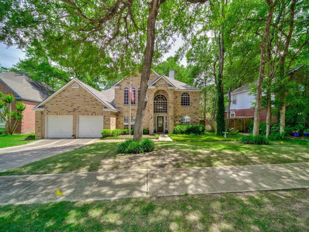 525 Sir Roland Drive - Photo 1