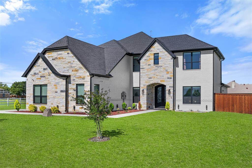 10901 Chriswood Drive - Photo 1