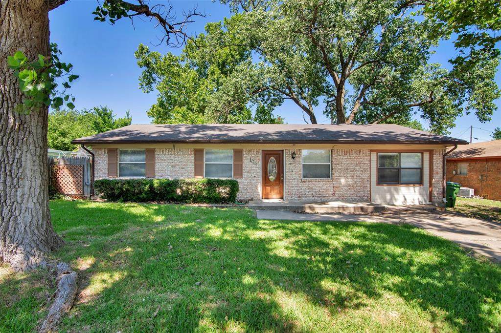 106 King Avenue - Photo 1