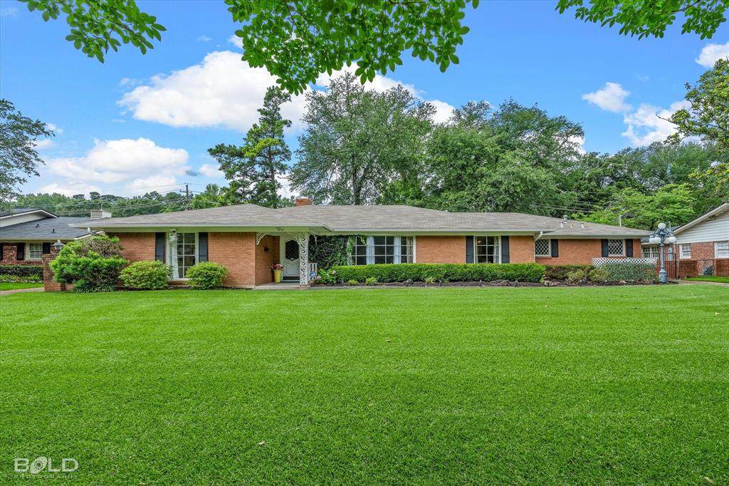 5918 Fern Avenue - Photo 1