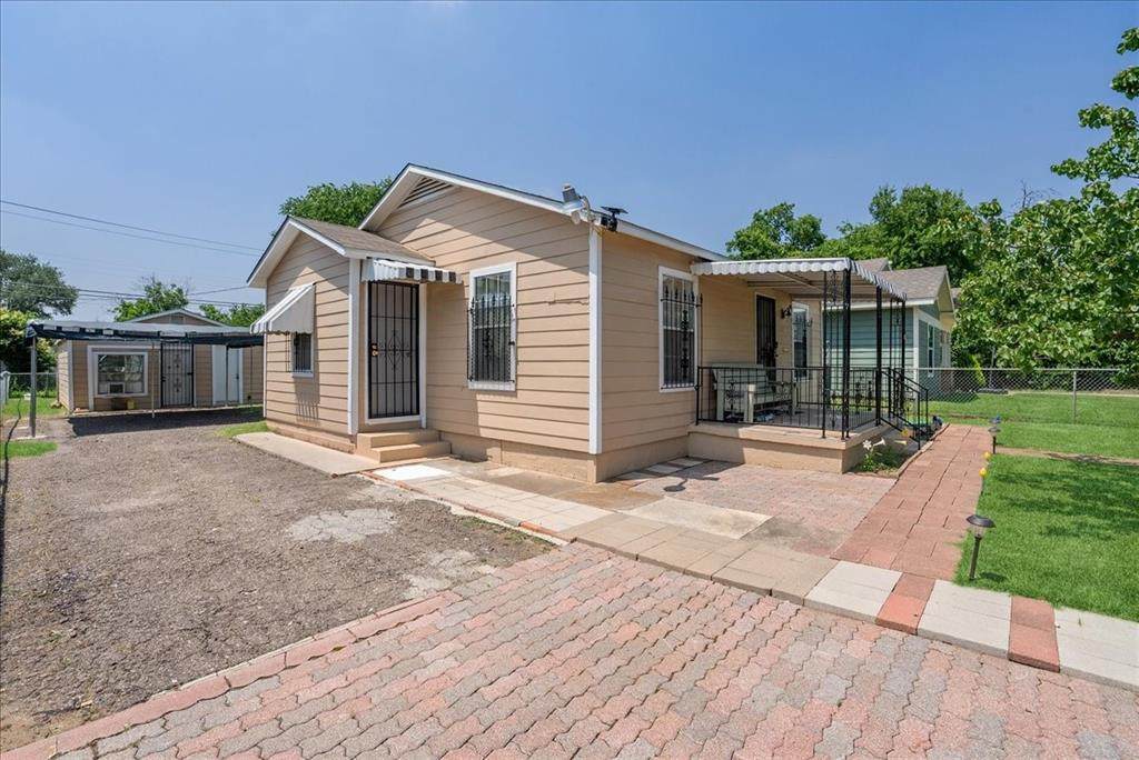5629 Farnsworth Avenue - Photo 1