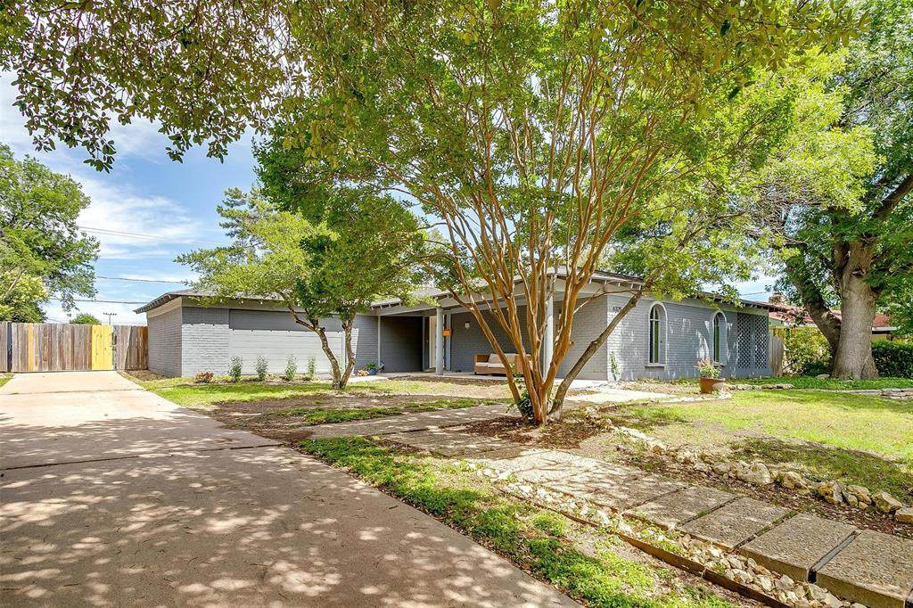 6325 Wallingford Drive - Photo 1
