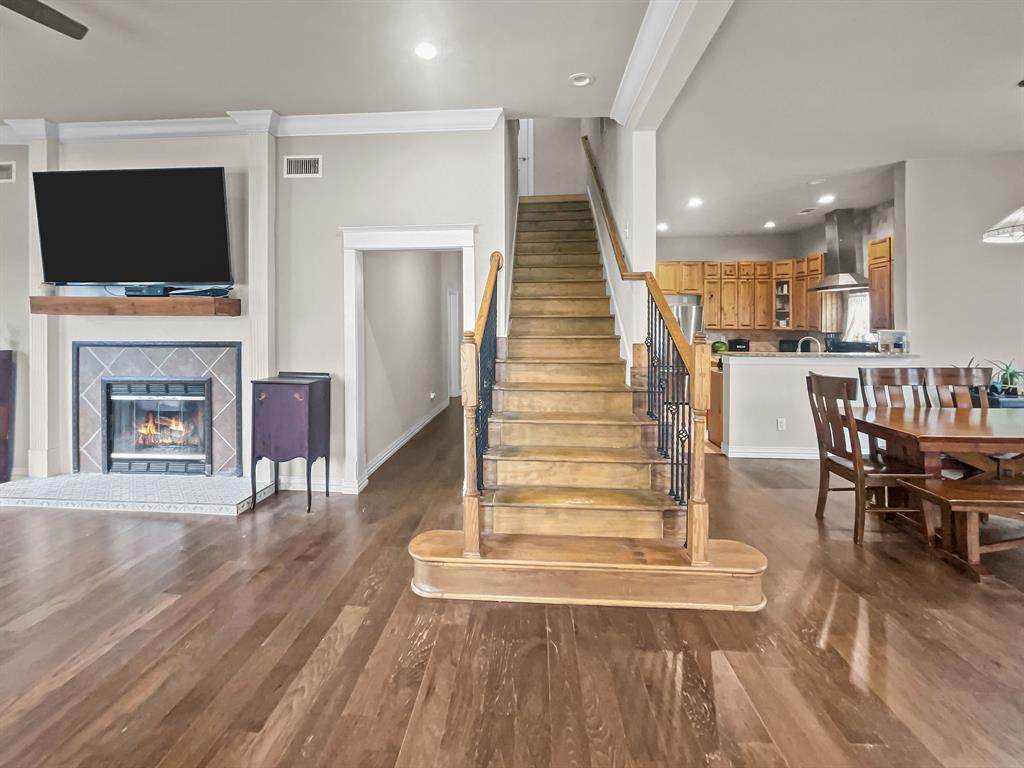 503 5th Street - Photo 1