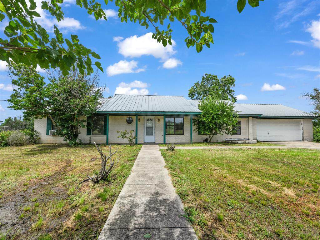 401 Old Agnes Road - Photo 1