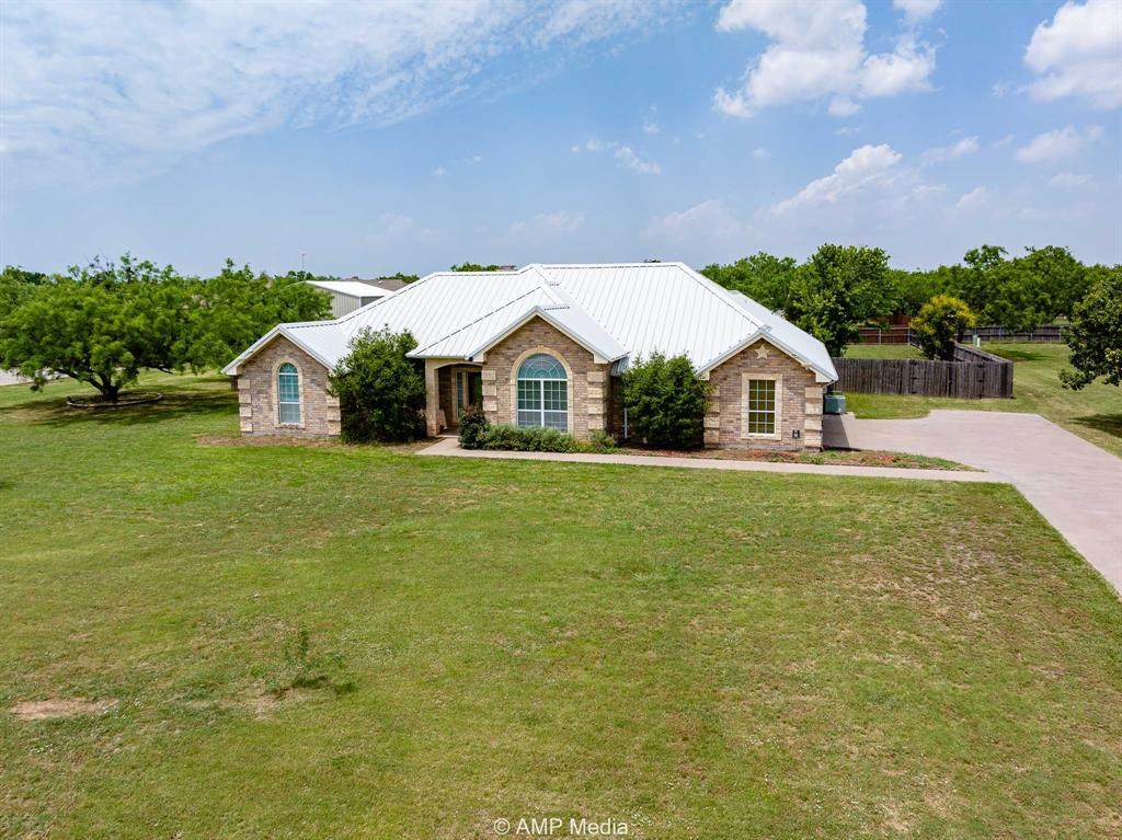 142 Quaker Rd - Photo 1