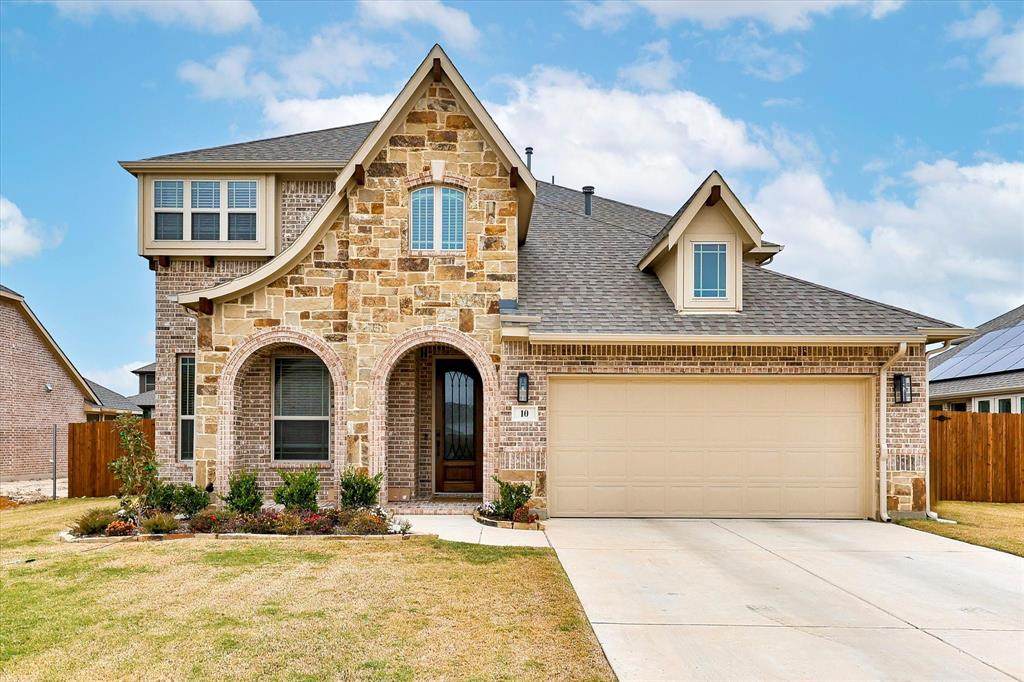 10 Covey Lane - Photo 1