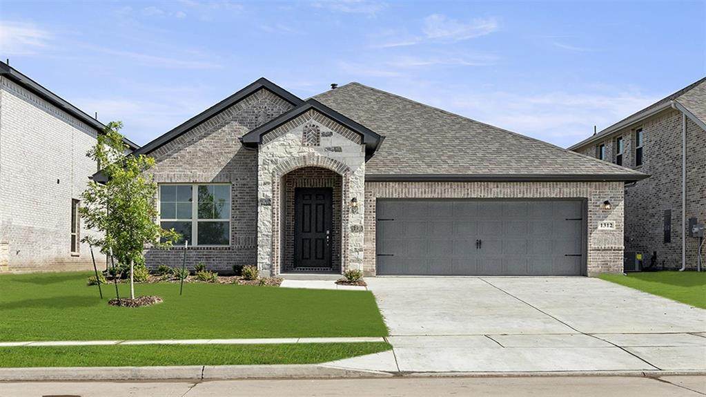 129 Morning Dew Drive - Photo 1