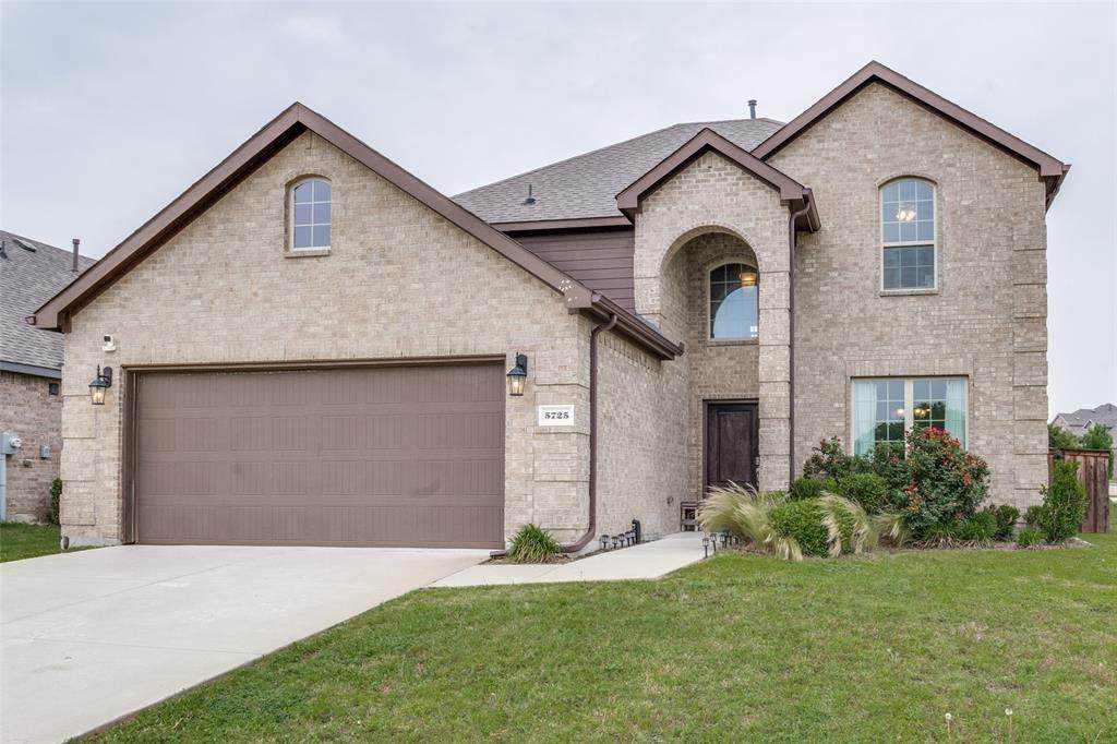 5725 Miriam Drive - Photo 1