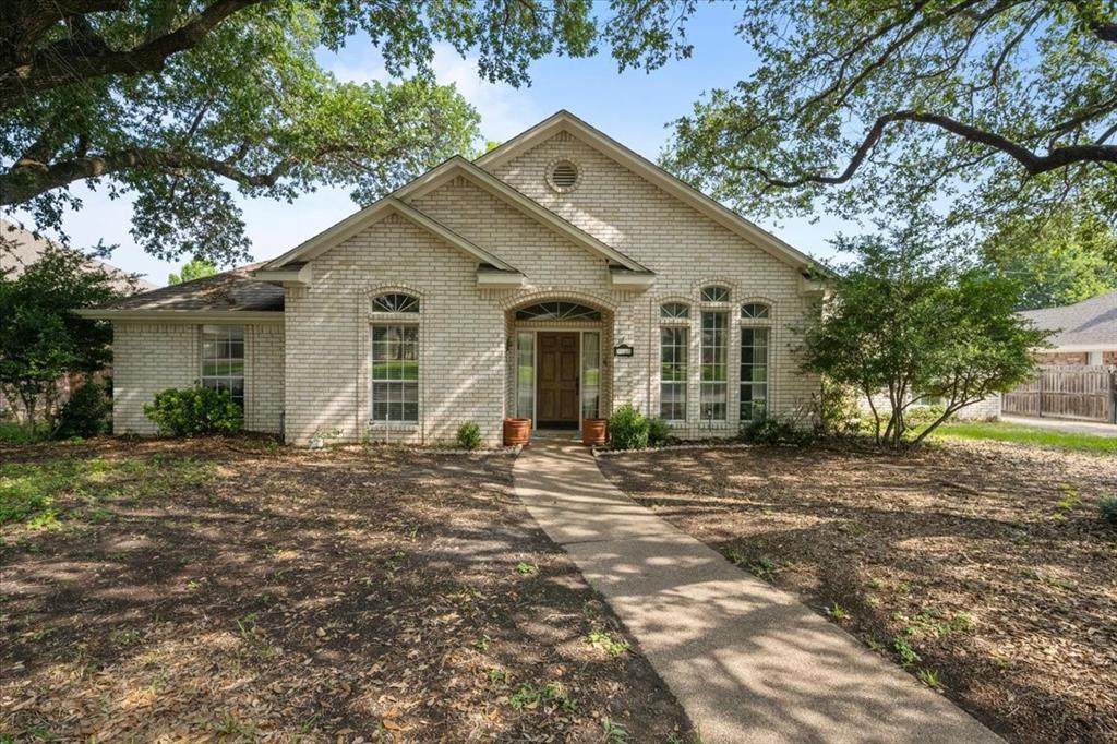9505 Lost Trails Drive - Photo 1