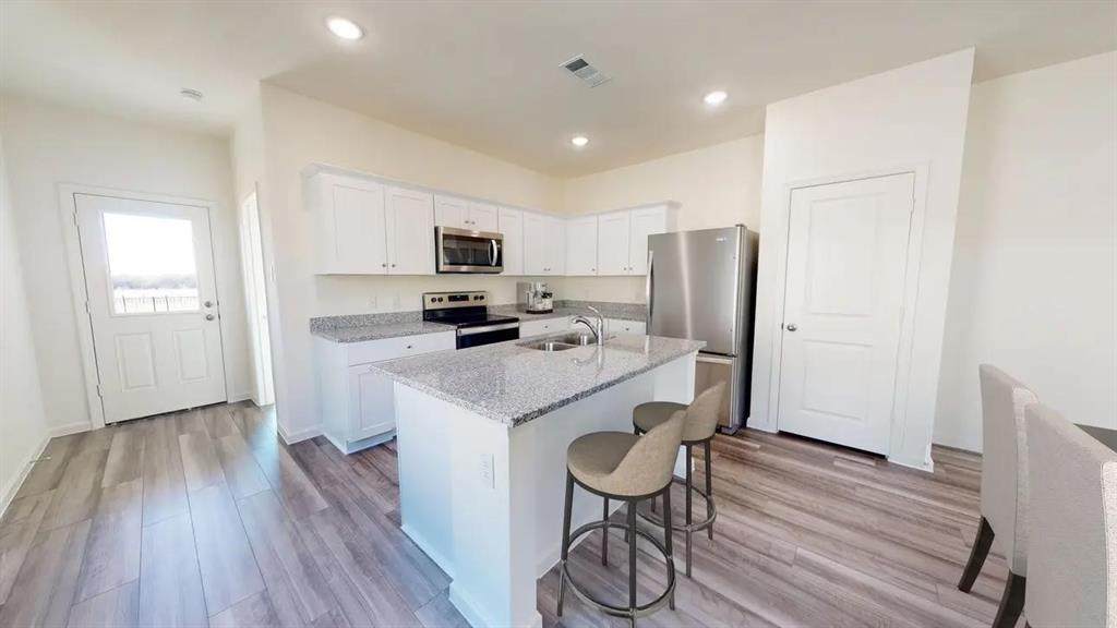 108 Connecticut Court - Photo 1